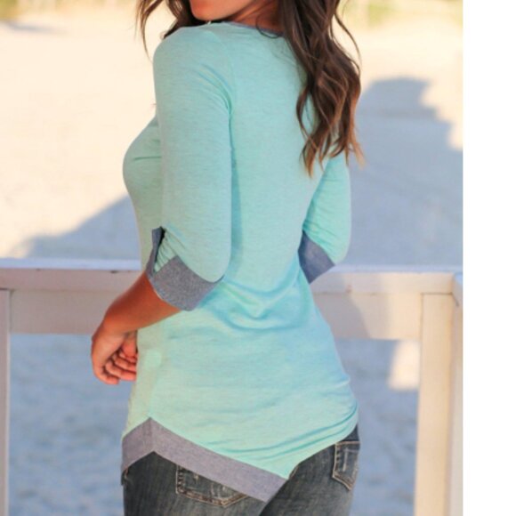 Twenty Second Mint and Gray Long Sleeve Top - Picture 2 of 6
